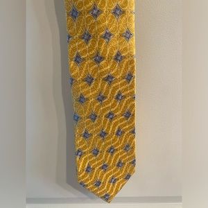 Ermenegildo Zegna Classic Diamond 100% Silk Necktie Made in Italy